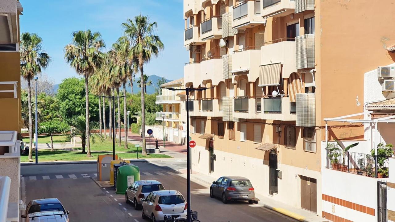 LES GAVINES - MIRAMAR Alquiler solo Familias Apartamento Exterior foto